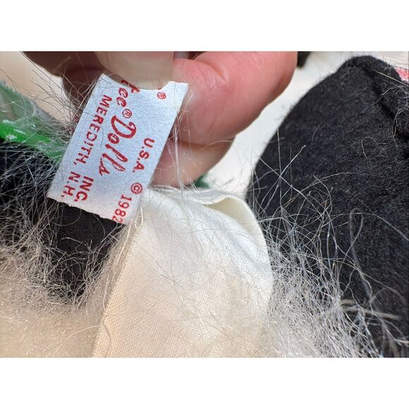 ANNALEE Spring Tall Skunk - Picture 3 of 5